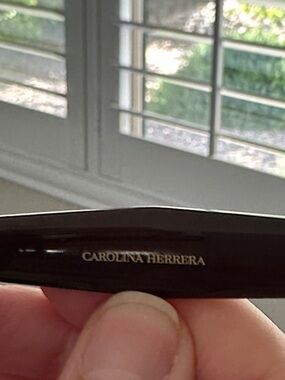 Carolina Herrera Glossy Black Mascara with Gold Logo